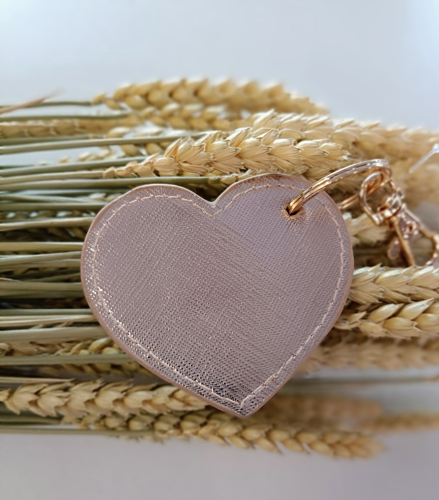 Porte-clés personnalisés : le petit bijou qui fera fondre le cœur de Papi et Mamie !