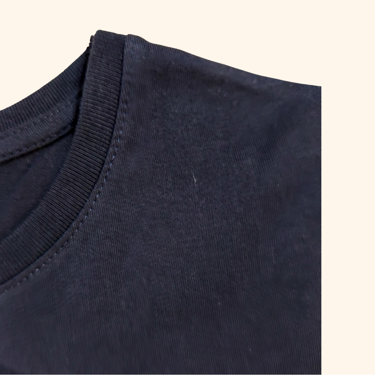 détail col tee-shirt homme machon lyonnais