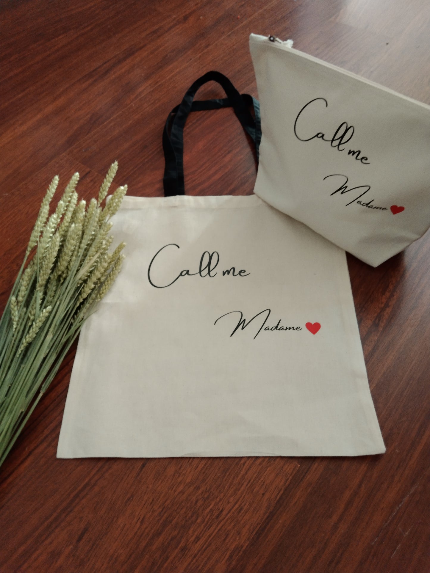 Totebag "Call Me Madame", pratique et rempli d'amour, le cadeau idéal pour la future mariée