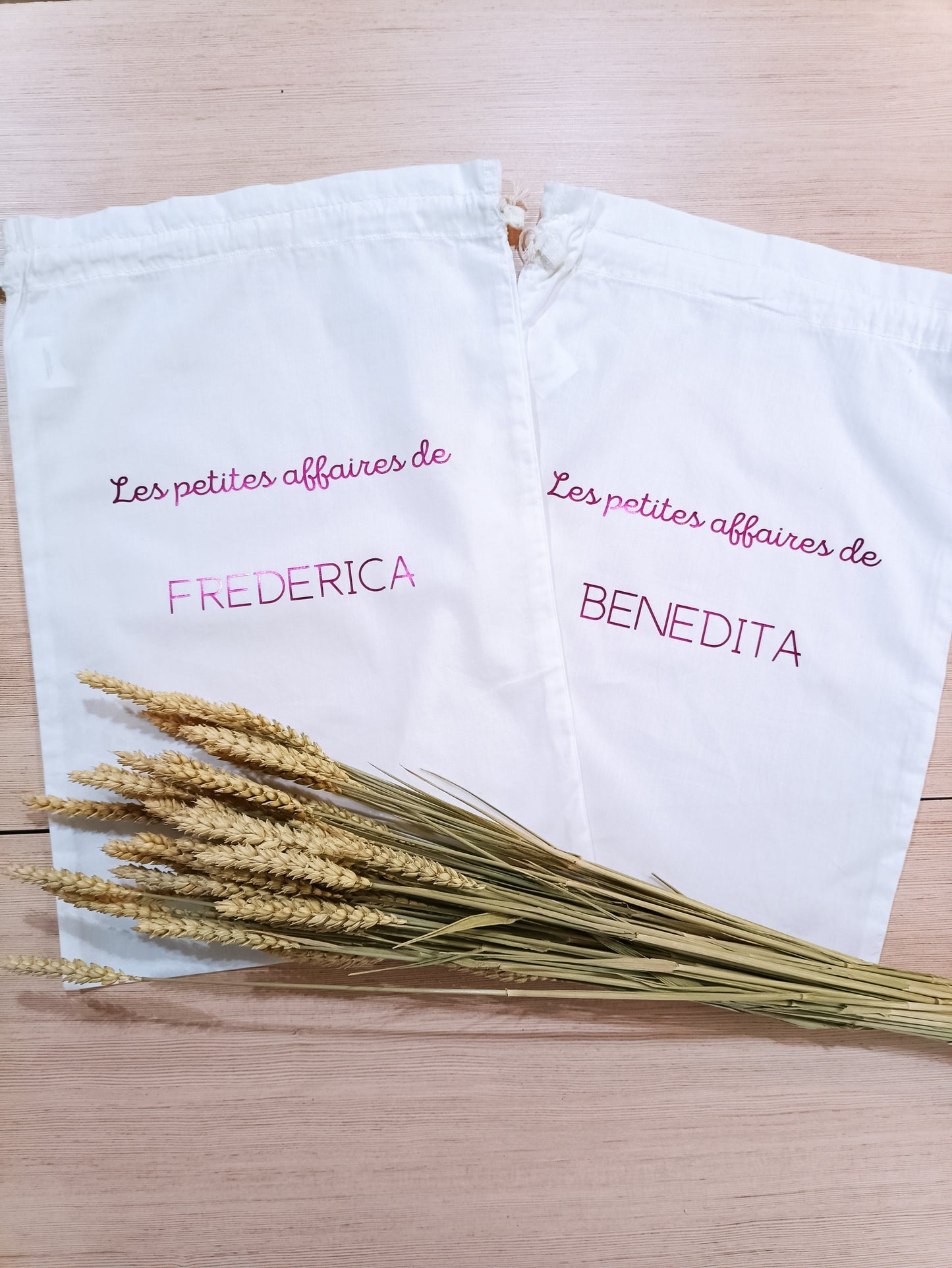 Pochon personnalisé "Les petites affaires de ...", un indispensable plein de douceur