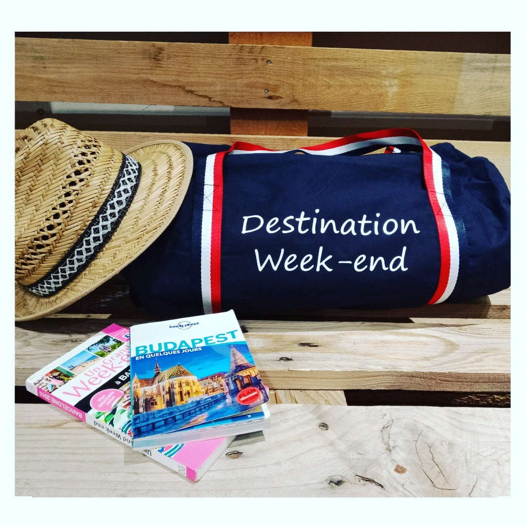 Sac Polochon personnalisé bleu marine ou blanc "Destination week-end"