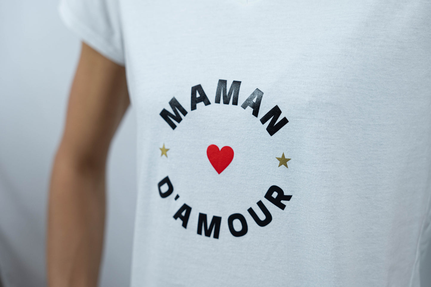 Tee-shirt personnalisé femme col V "Maman d'amour" 100% coton