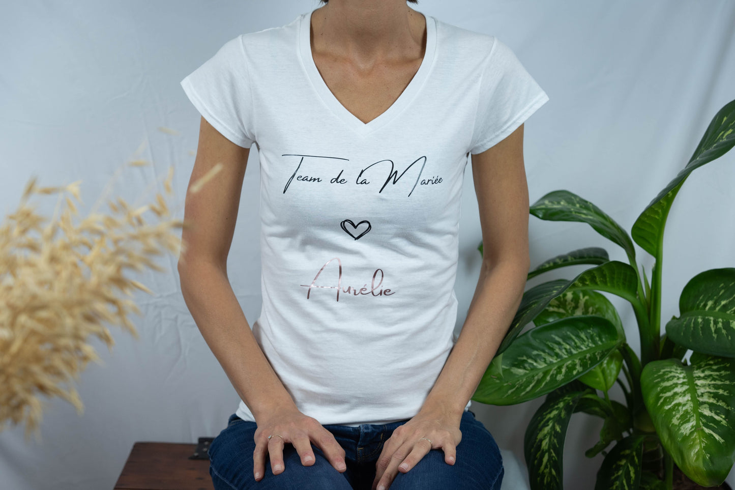 Tee-shirt personnalisé 100% coton col V EVJF - Modèle Aurélie